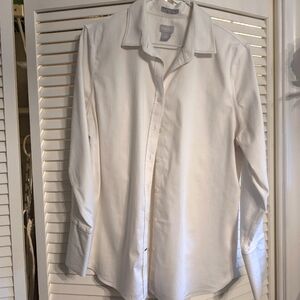 Chicos white no iron stretchy white button down size 1.5 (10)